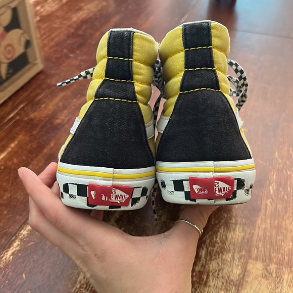 yellow checkered vans - Picture 5 of 7